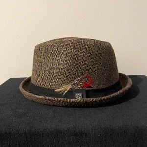 NWOT BRIXTON FEDORA w FEATHER